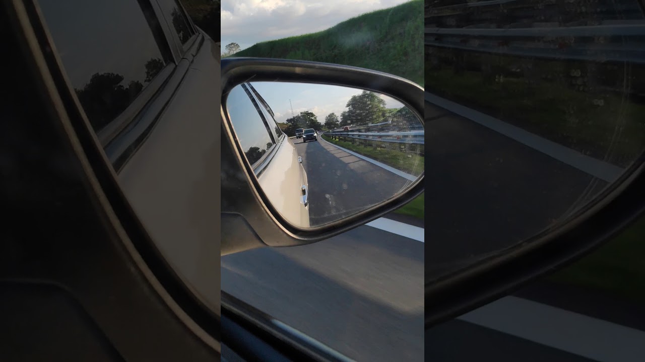 Chasing Top speed Toyota Fortuner and Mazda CX5 2.5