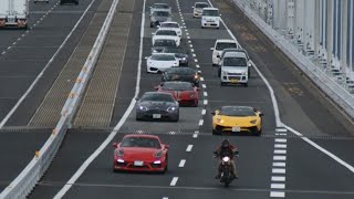 【スーパーカー集団】大鳴門橋を走るポルシェ・ランボルギーニ・アストンマーチン・マセラティ・R35等々