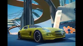 Sarı Mercedes Araba yarış oyunu ; Mercedes Benz SLS AMG Electric Drive