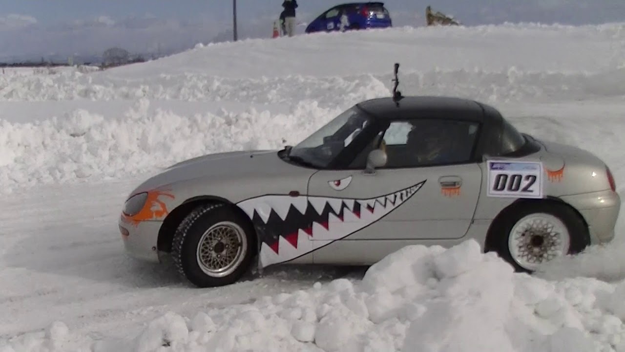 カプチーノ　雪上コースドリフト