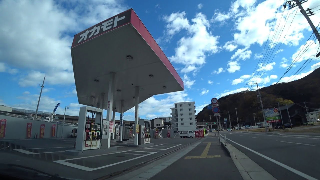 ガソリンスタンドで給油☆セルフスタンド平面駐車場(入庫⇒出庫)★岩手県釜石市