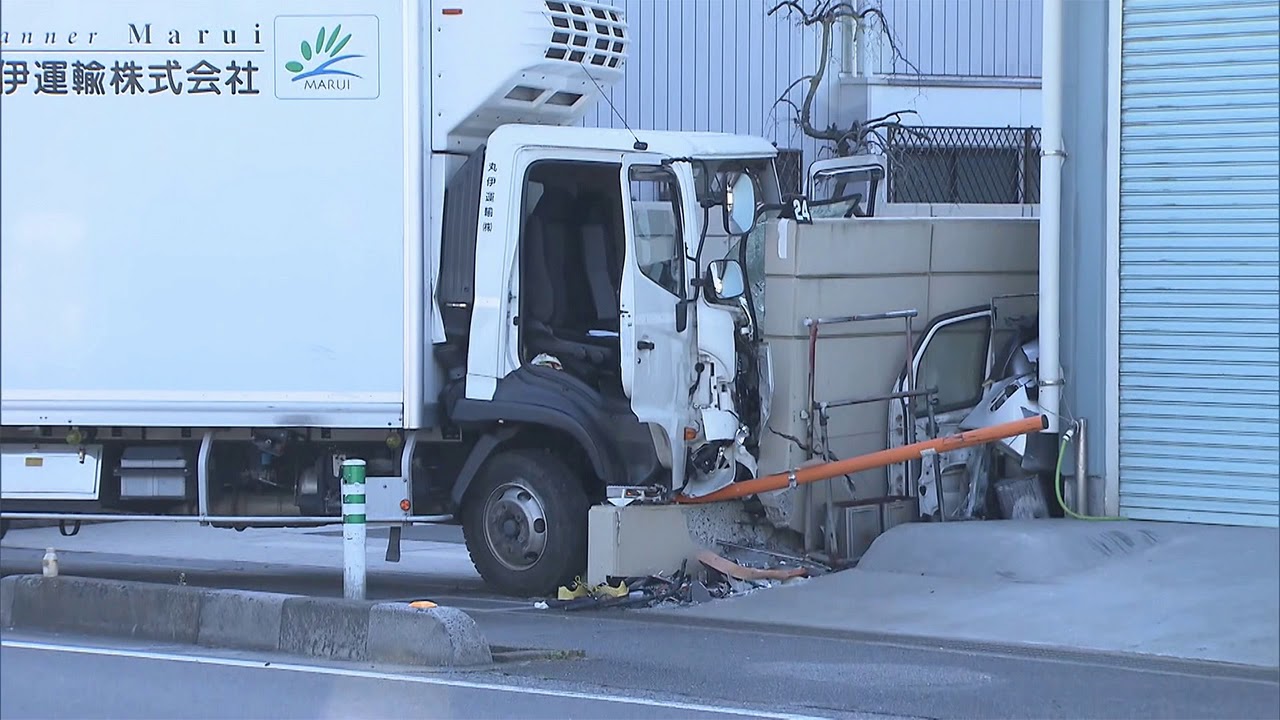 埼玉・草加市でトラックが暴走　車10台からむ事故　8人病院搬送