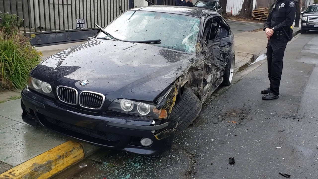 2003 BMW E39 M5 Wreck walkaround