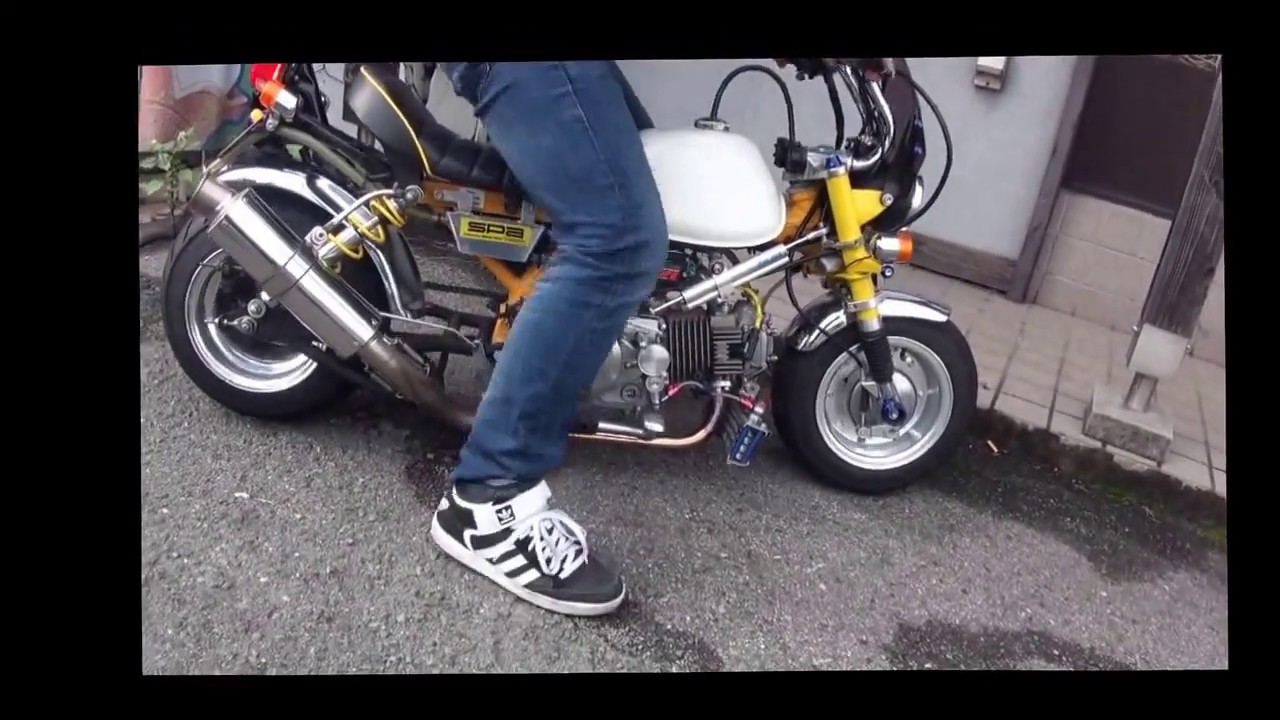 超シャコタン　超車低　4MINI　HONDA Monkey カスタム　ホンダ・モンキーカスタム　HONDA・MONKEY・Z50　超限　武川　Z50 カスタム