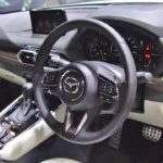 マツダ CX-8 カスタムスタイル XD L パッケージ 2020 運転席まわりから座席シートと後部座席も