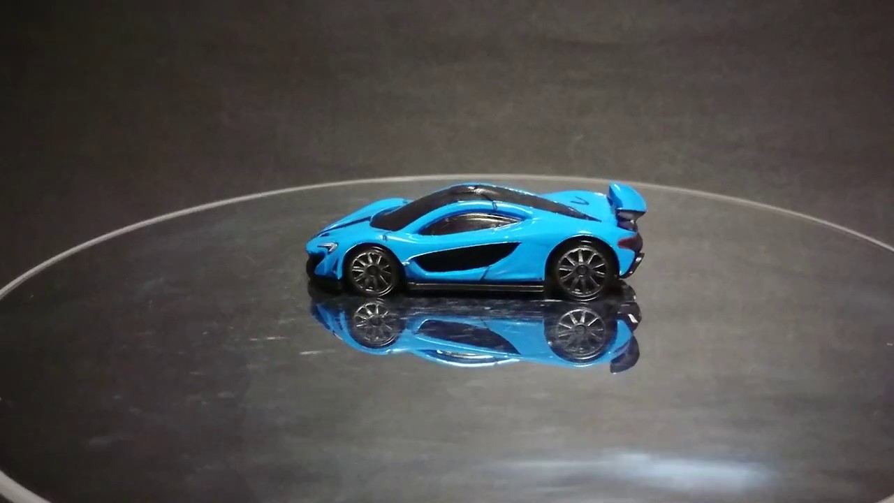 HOT WHEELS BASIC McLAREN P1