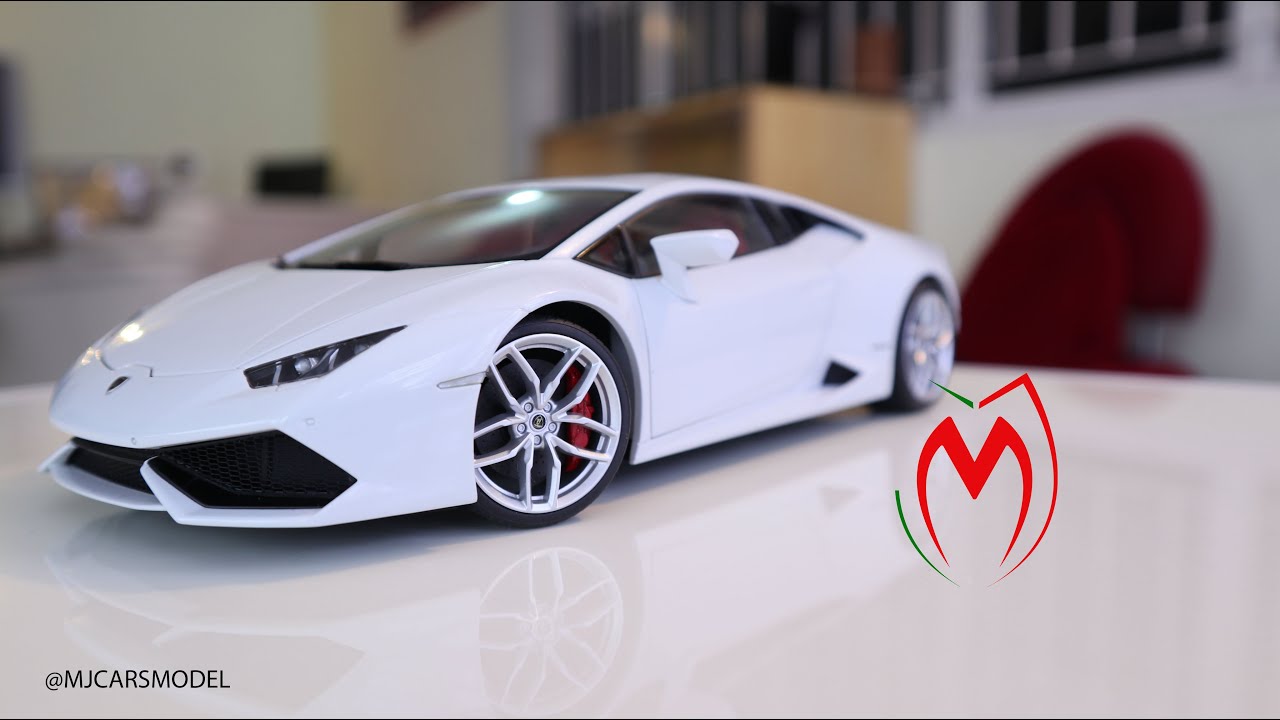 Lamborghini Huracan by Autoart in 1/18 Scale.