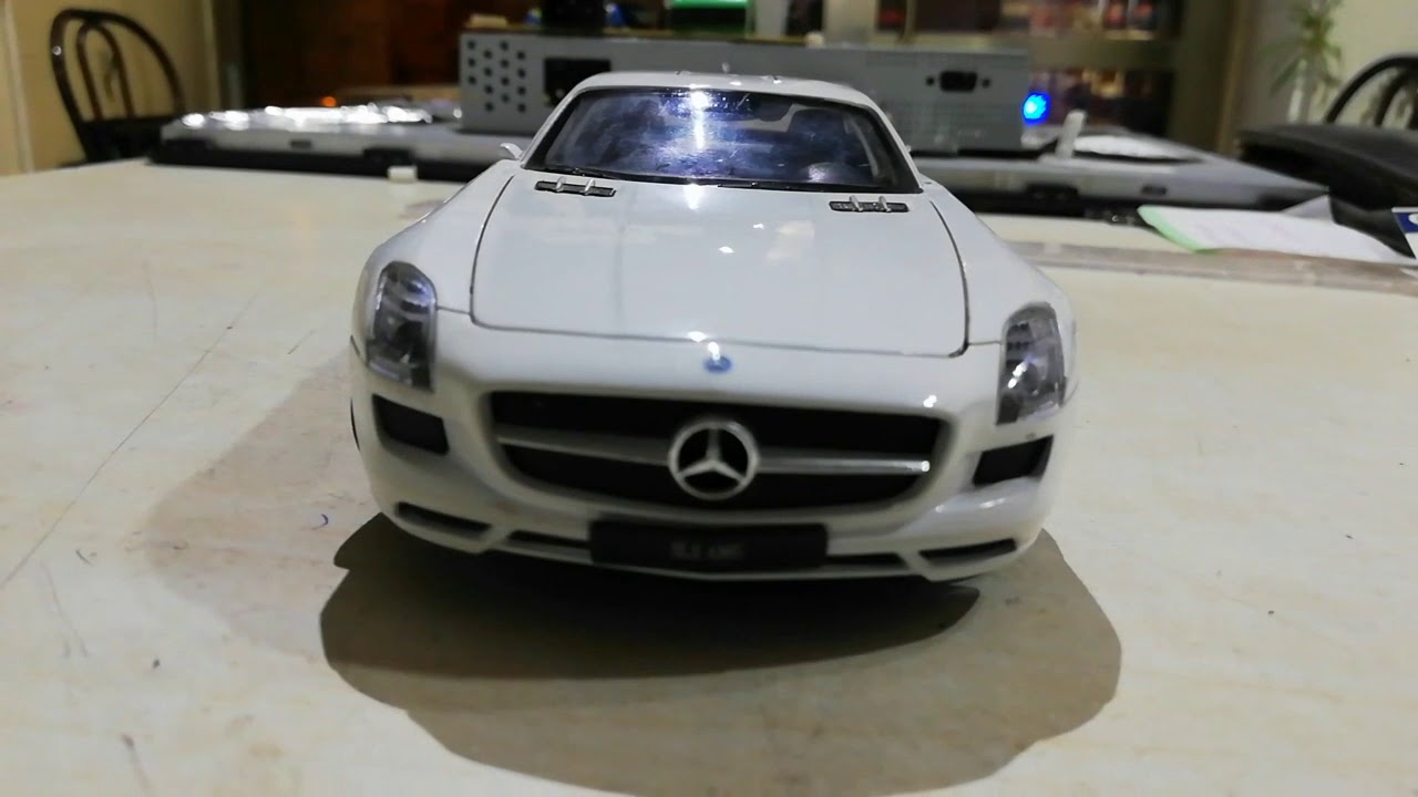 Mercedes Benz SLS Amg