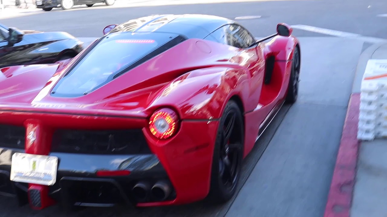 Tyga spotted driving his LaFerrari on Rodeo Drive !