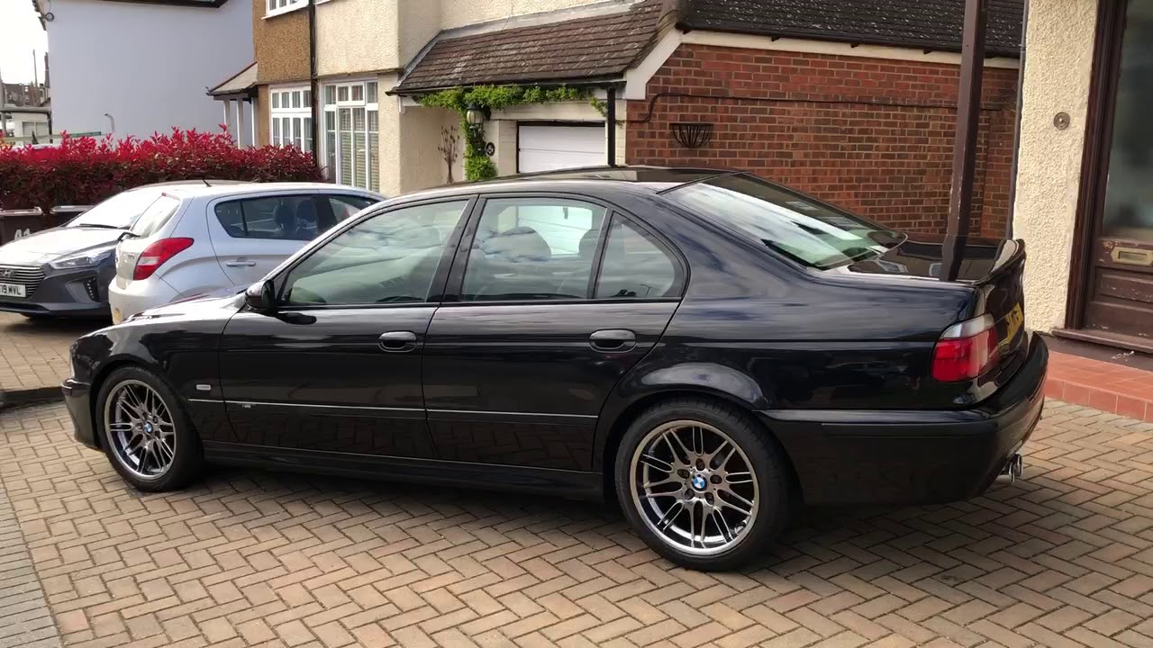 CARBON BLACK. BMW e39 M5