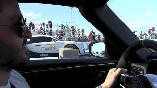 Drag race Bugatti vd Porsche 918