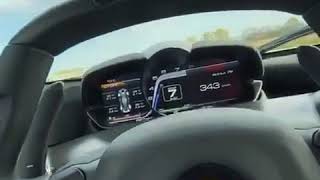 Ferrari LaFerrari – 372 km/h speed