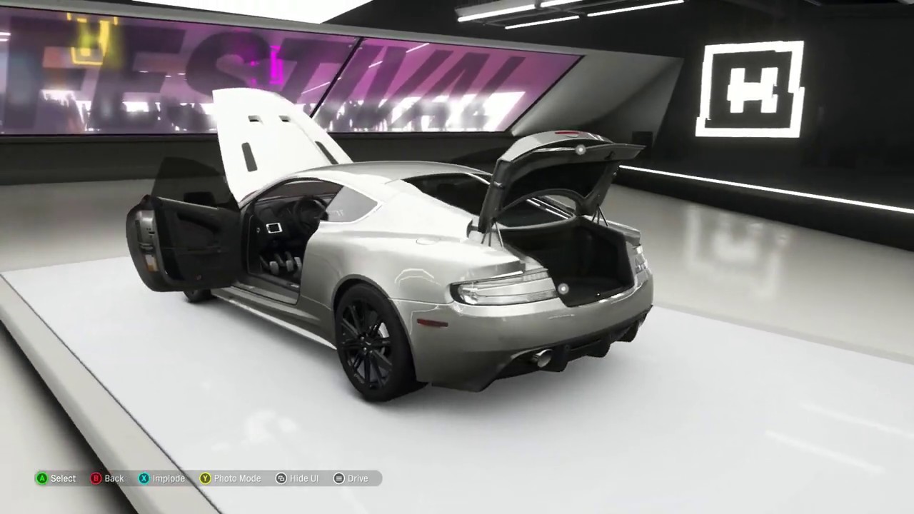 Forza Horizon 4 – Aston Martin DBS Gameplay