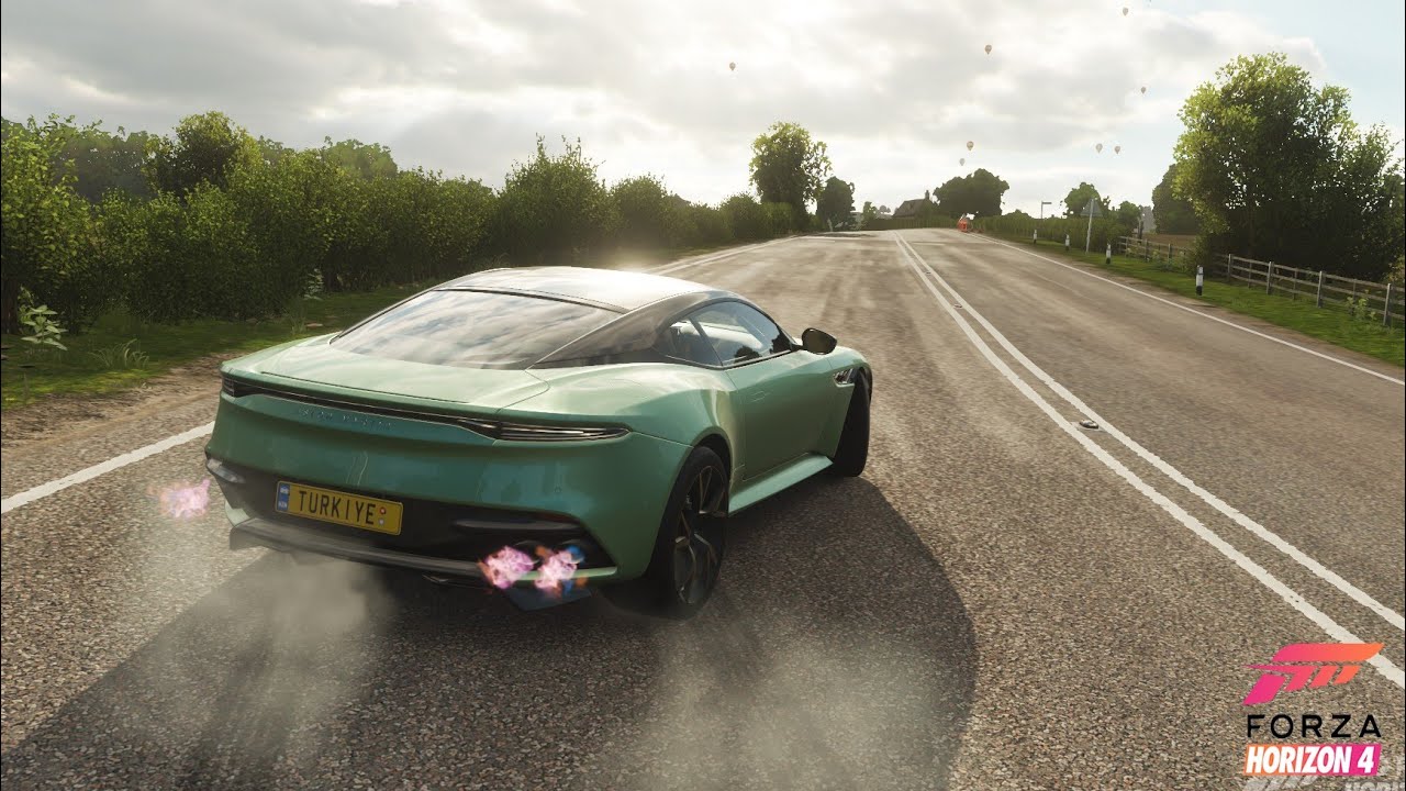 Forza Horizon 4 | Aston Martin DBS Superleggera Gameplay [60fps]
