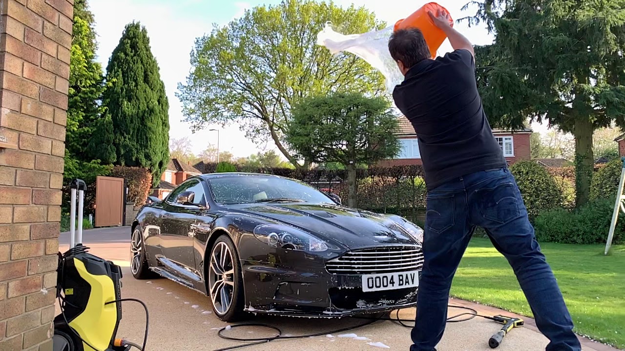 How to wash your Aston Martin DBS V12