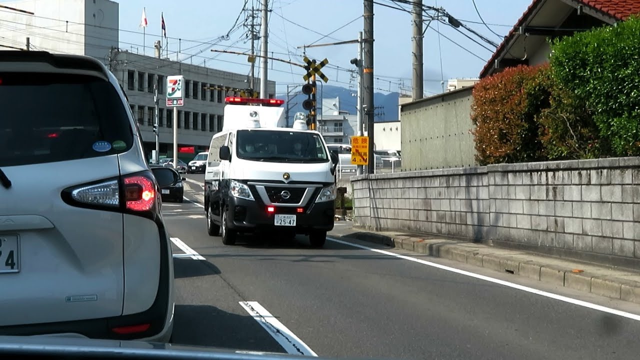 広島県警安佐北署 交通課事故処理車と地域課のミニパト Japanese Police Car