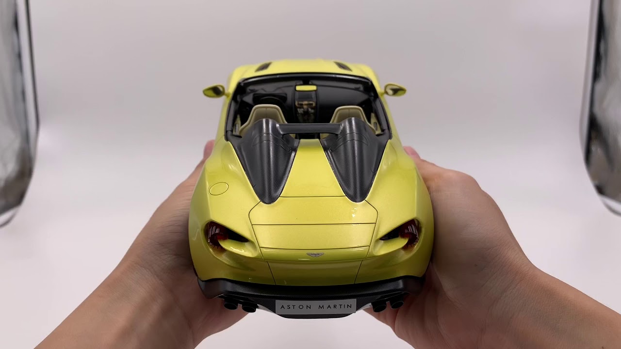 Topspeed 1:18 Aston Martin Vanquish Zagato Speedster  Cosmopolitan Yellow