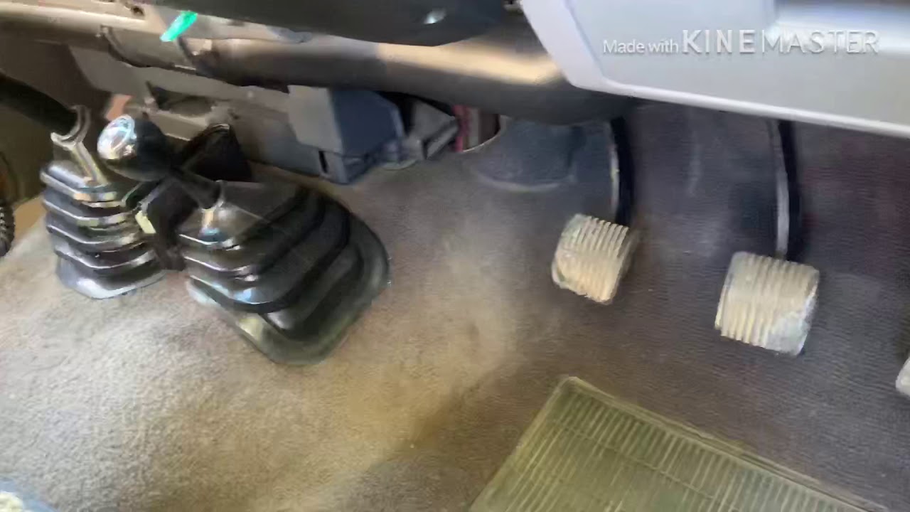 Washing Toyota Land Cruiser