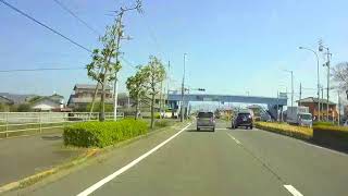 香川県 危険運転 カーナビに夢中の枯葉ドライバー 三菱 eKクロス 香川 581 え 1129