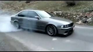 BMW M5 E39 DRIFT IN THE STREETS