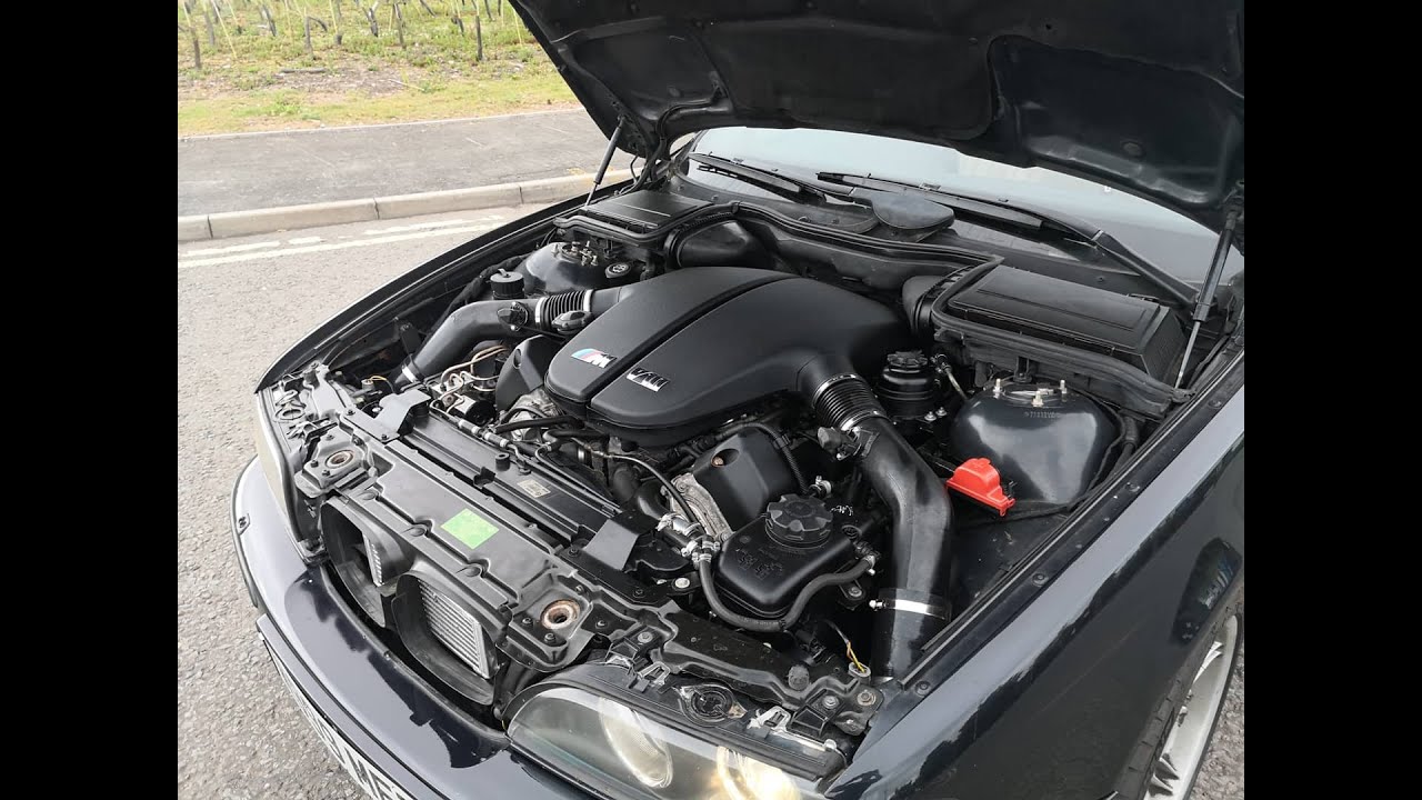 E39 M5 with S85 V10 engine drive by