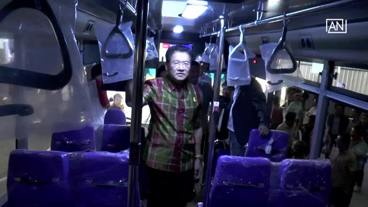 [NTV 200618] Thailand delivers 80 buses to Cambodia