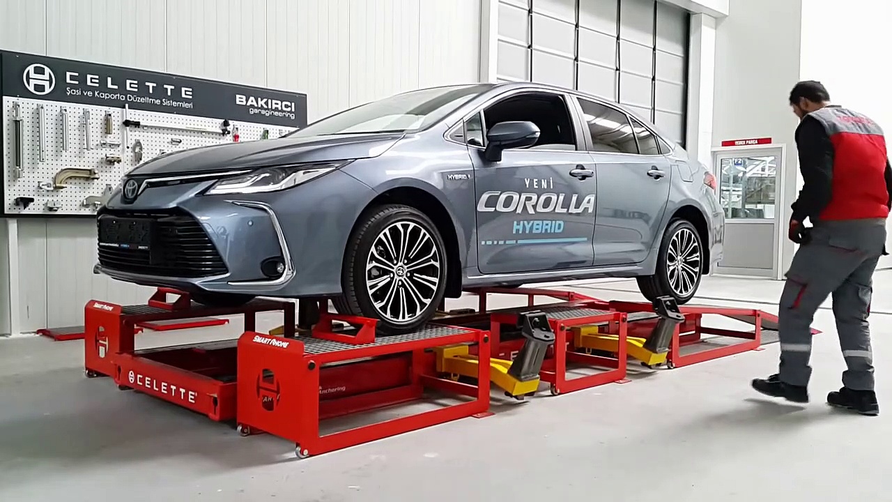 Smart Rhone frame machine with Toyota Corolla Hybrid loaded for smart repair process by Celette