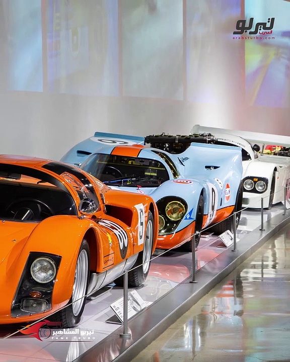 Petersen Automotive Museum أحد أكبر متاحف السيارات في العالم
