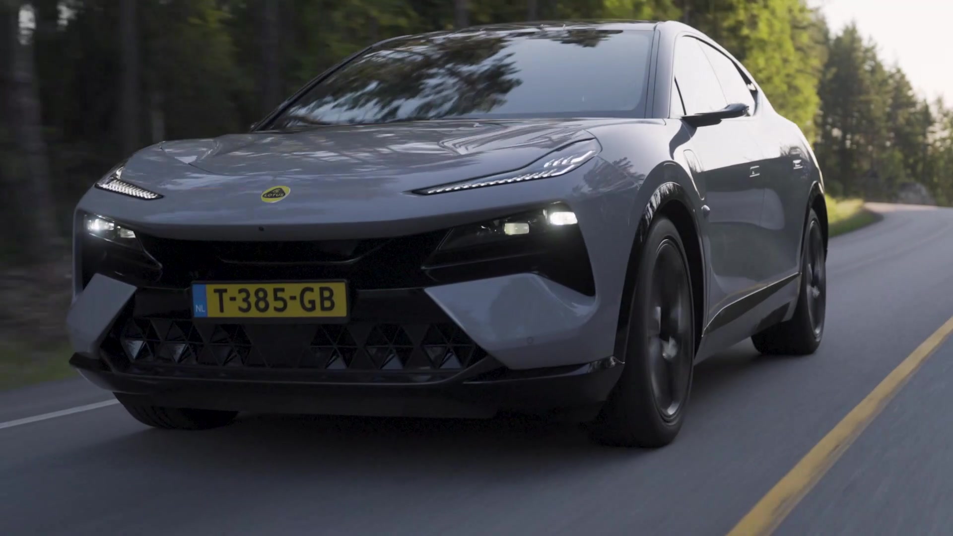 Lotus Eletre S in Kaimu Grey Driving Video
