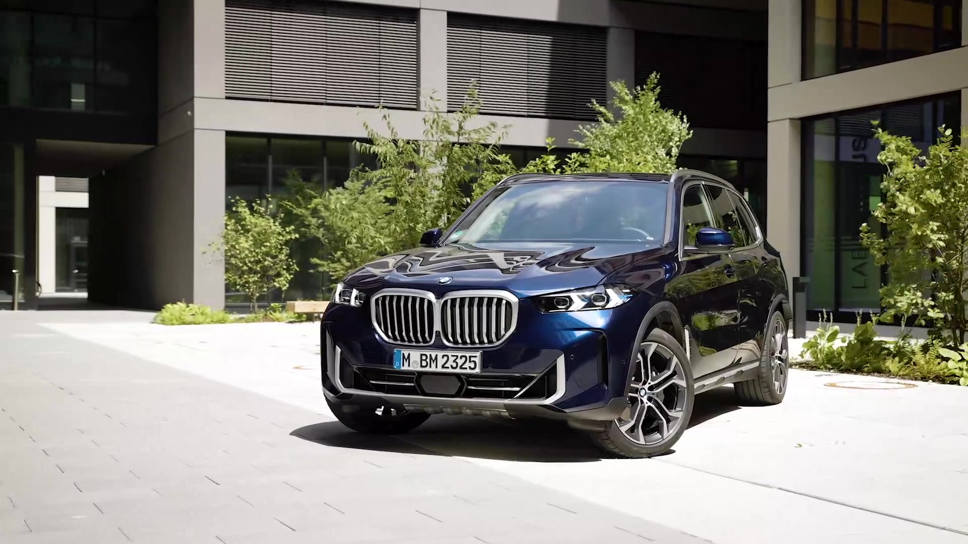 Mehr Präsenz, mehr Individualität und konsequente Elektrifizierung – Der neue BMW X5 xDrive30Li, der neue BMW X5 xDrive40Li