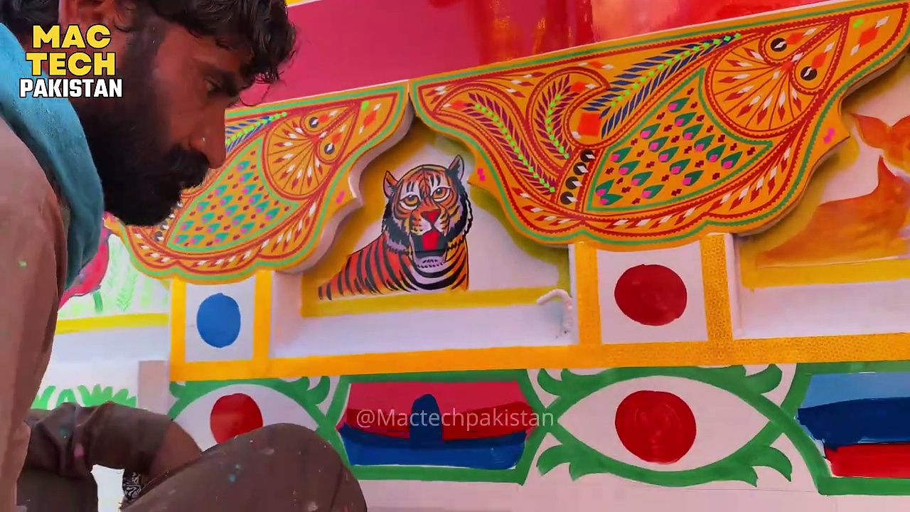 Exploring the Vibrant World of Pakistan’s Truck Art Masterpieces!