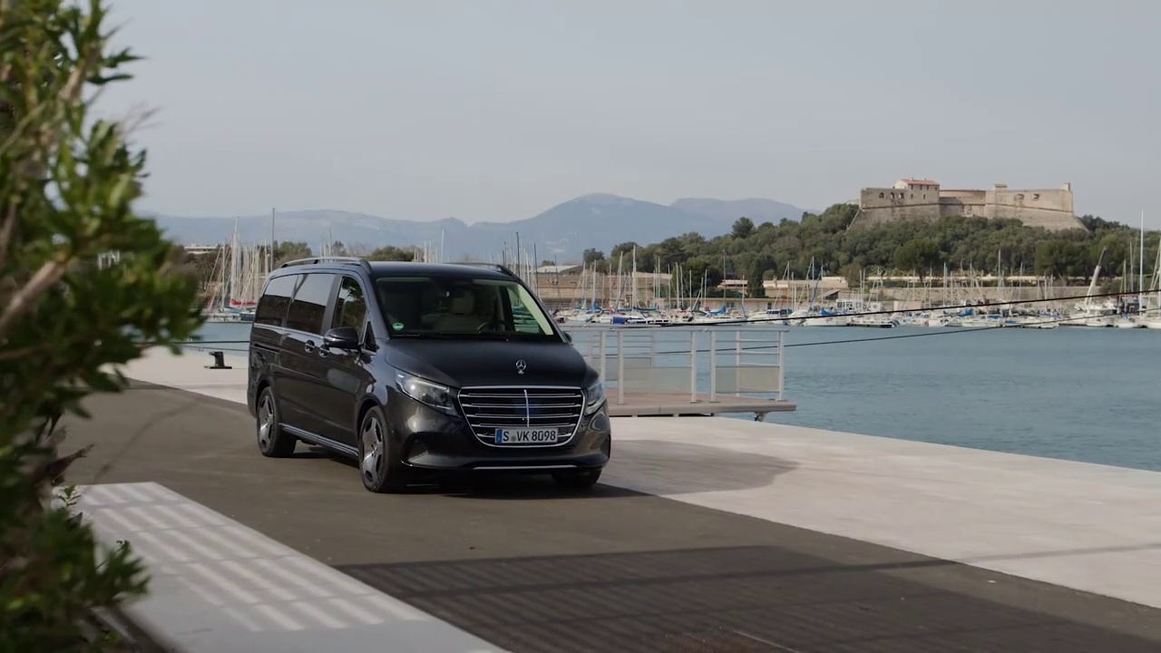More than a Luxury Van , New Mercedes-Benz V-Class EXCLUSIVE Luxury Van 2024